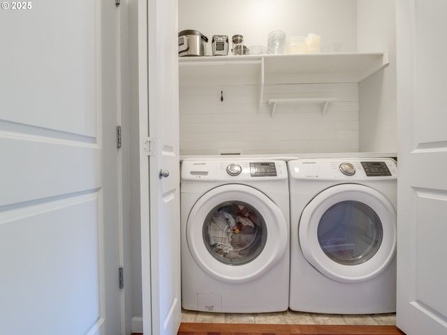 315 N ELM St, Yamhill, OR 97148