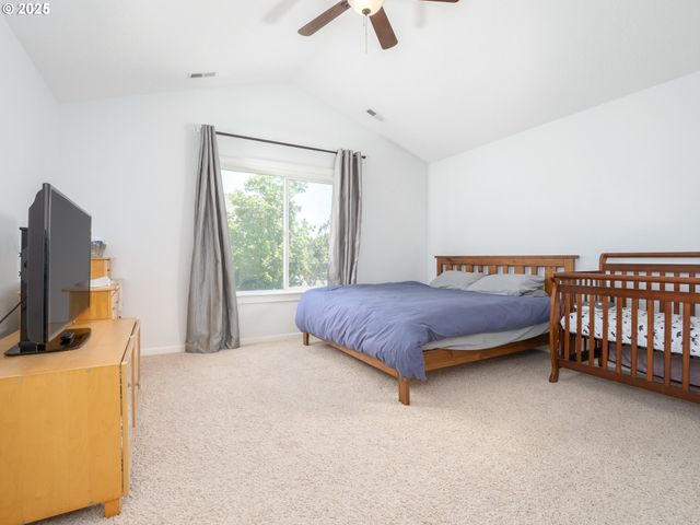 315 N ELM St, Yamhill, OR 97148