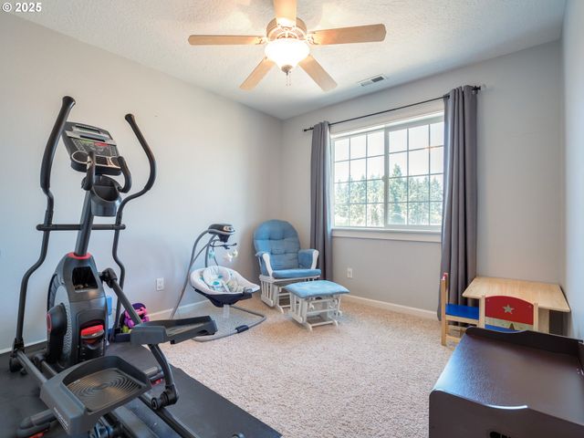 315 N ELM St, Yamhill, OR 97148