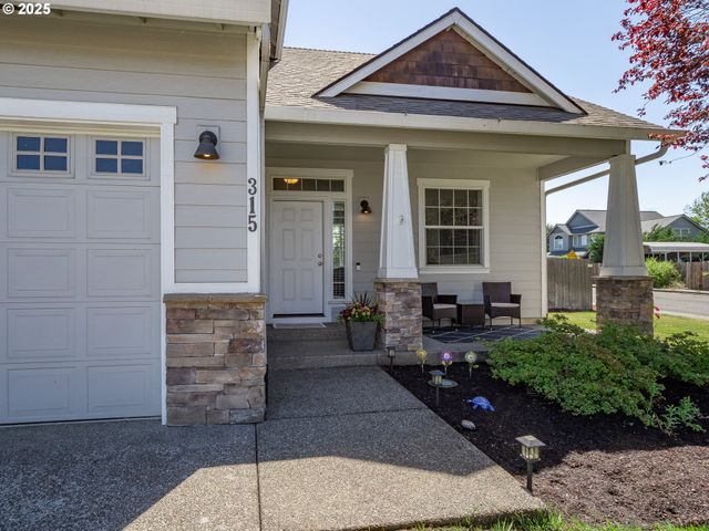 315 N ELM St, Yamhill, OR 97148