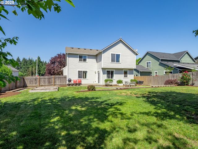 315 N ELM St, Yamhill, OR 97148