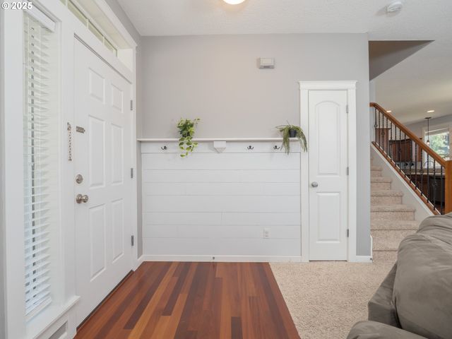 315 N ELM St, Yamhill, OR 97148