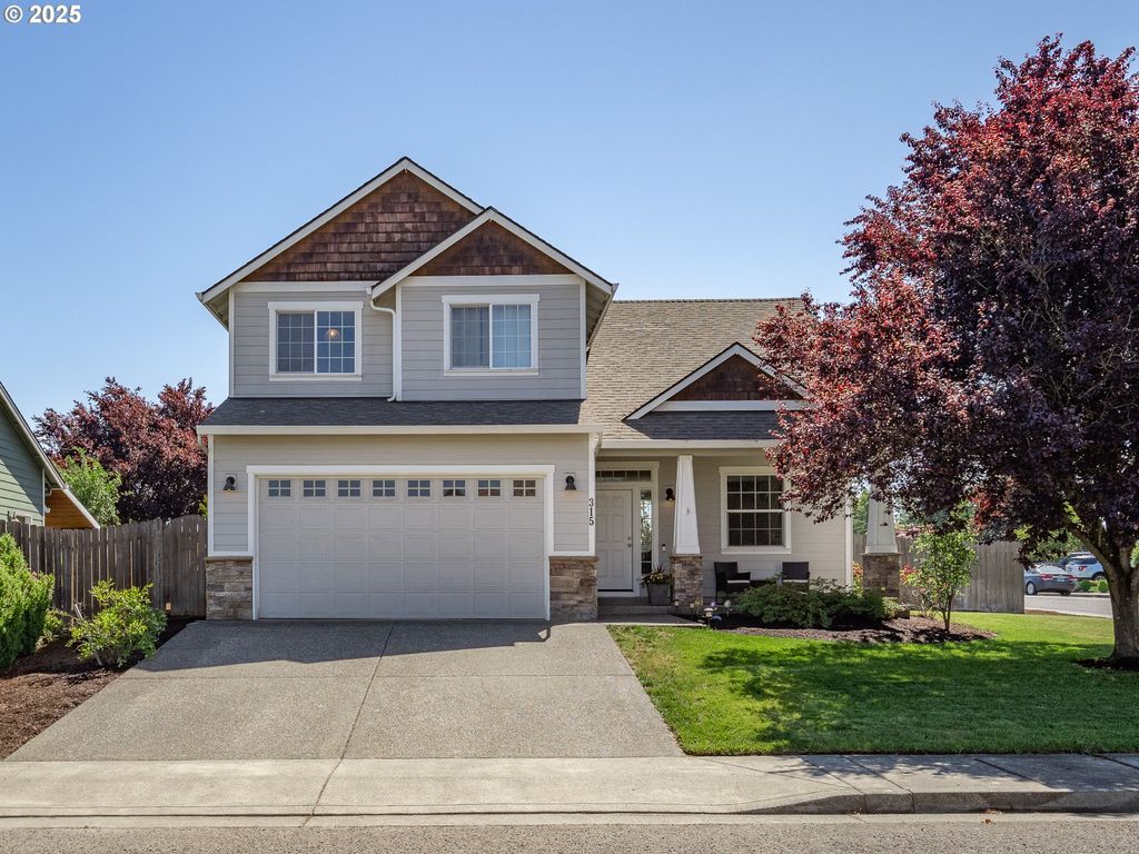 315 N ELM St, Yamhill, OR 97148