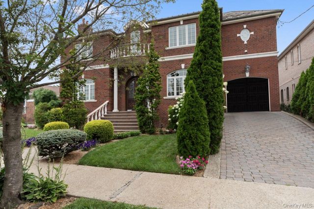 14910 7th Avenue, Whitestone, NY 11357