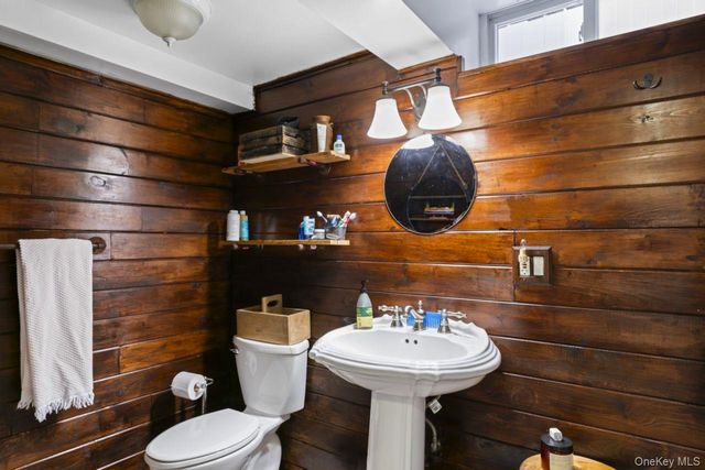 14910 7th Avenue, Whitestone, NY 11357