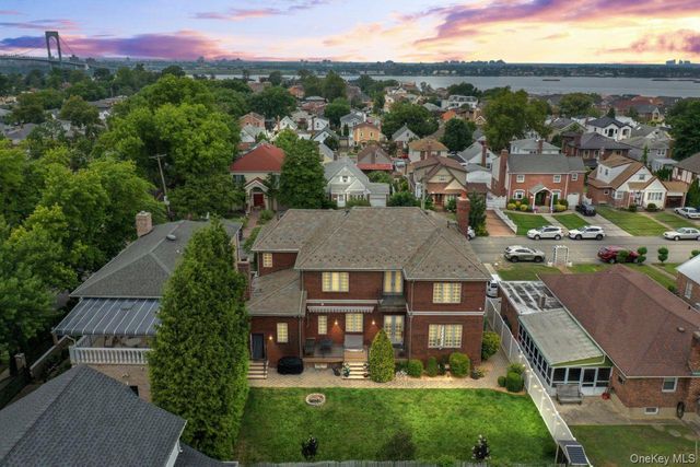 14910 7th Avenue, Whitestone, NY 11357