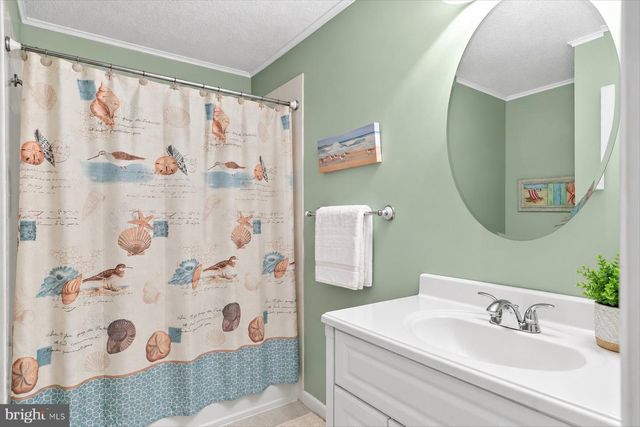 13800 FIESTA RD, Ocean City, MD 21842