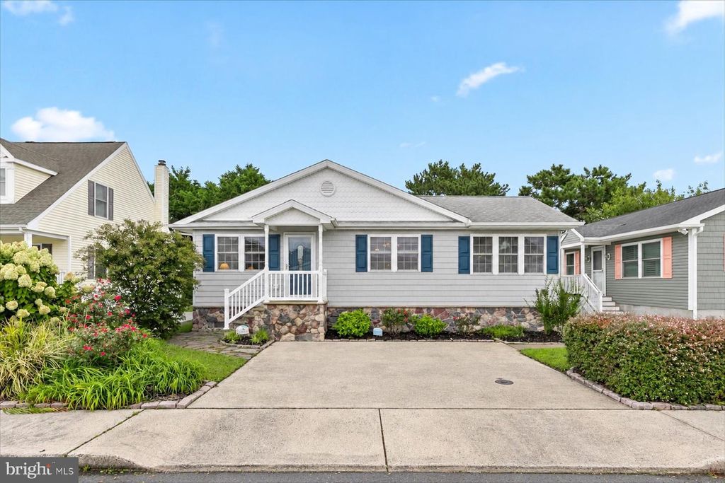 13800 FIESTA RD, Ocean City, MD 21842