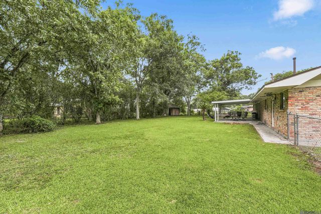 9888 W Tams Dr, Baton Rouge, LA 70815