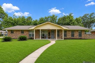 9888 W Tams Dr, Baton Rouge, LA 70815