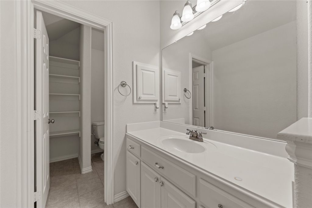 Image 18 of property listing at 1615 Thornberry Drive, Wylie, TX 75098