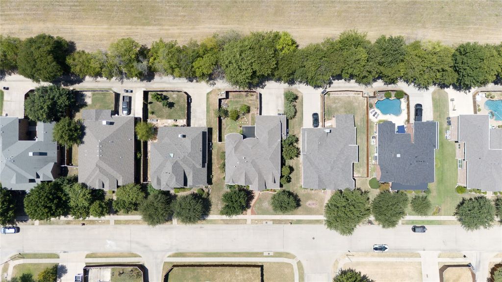 Image 30 of property listing at 1615 Thornberry Drive, Wylie, TX 75098