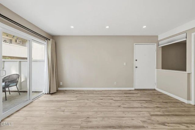 28947 E Thousand Oaks Boulevard, Agoura Hills, CA 91301