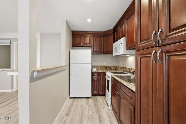 28947 E Thousand Oaks Boulevard, Agoura Hills, CA 91301