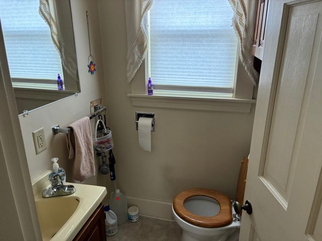 123 Bradford Road, Keene, NH 03431
