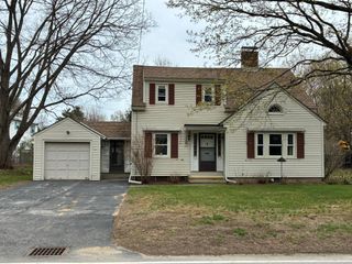 123 Bradford Road, Keene, NH 03431
