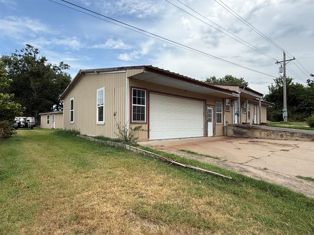417705 E 1210 Road, Eufaula, OK 74432