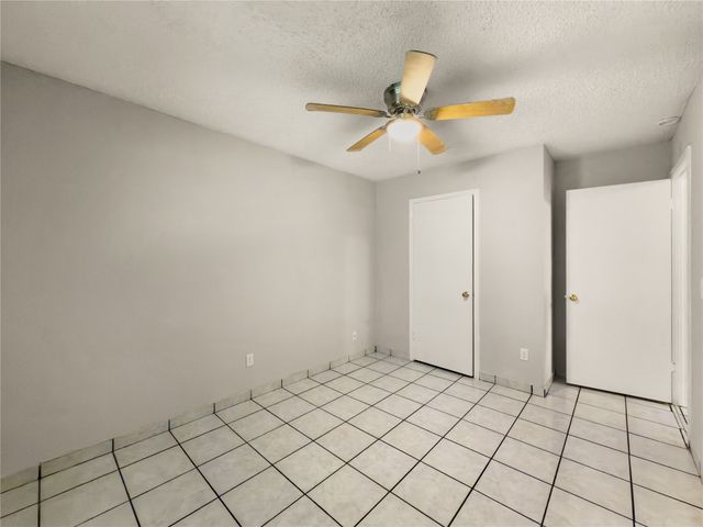 614 Red Coat Lane, Arlington, TX 76002