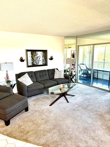 3524 Via Poinciana 505, Lake Worth, FL 33467