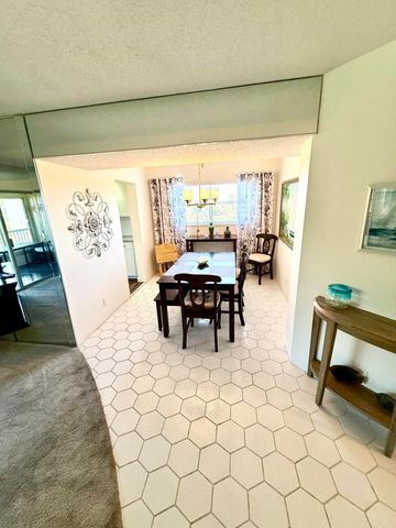 3524 Via Poinciana 505, Lake Worth, FL 33467