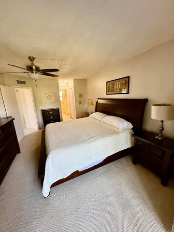 3524 Via Poinciana 505, Lake Worth, FL 33467