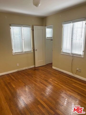 1335 Chelsea Avenue, Santa Monica, CA 90404