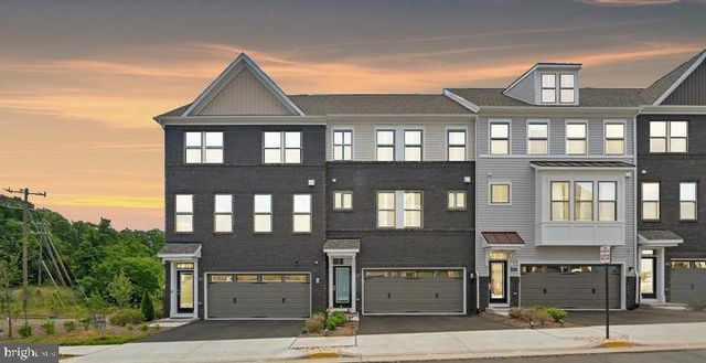 2603 LOGANBERRY DR, Herndon, VA 20171