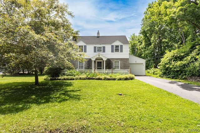 2 Lansdowne Road, Dewitt, NY 13214