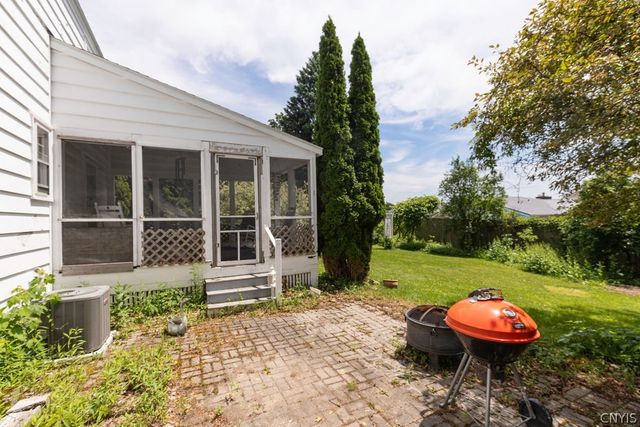 2 Lansdowne Road, Dewitt, NY 13214