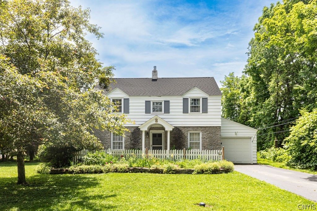 2 Lansdowne Road, Dewitt, NY 13214