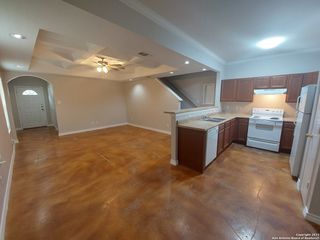 5006 Summit Pass Apt 1, San Antonio, TX 78229
