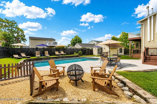 4 Mills Avenue, Port Monmouth, NJ 07758