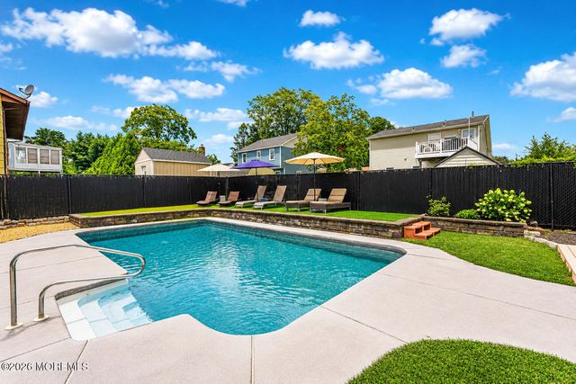 4 Mills Avenue, Port Monmouth, NJ 07758