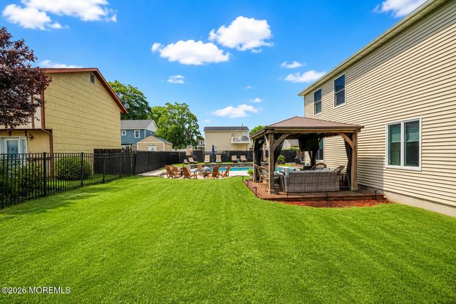 4 Mills Avenue, Port Monmouth, NJ 07758