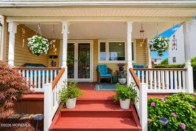 4 Mills Avenue, Port Monmouth, NJ 07758