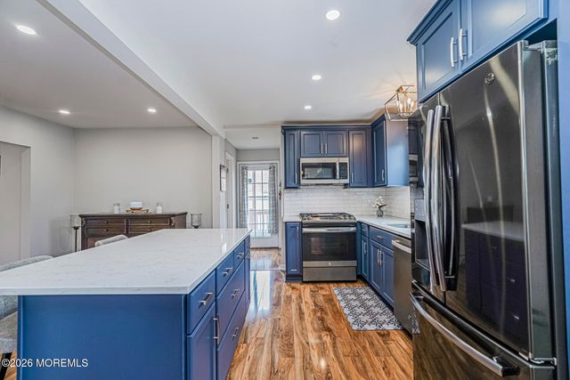 4 Mills Avenue, Port Monmouth, NJ 07758