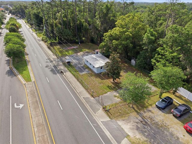 320 HIGHWAY 466, Lady Lake, FL 32159