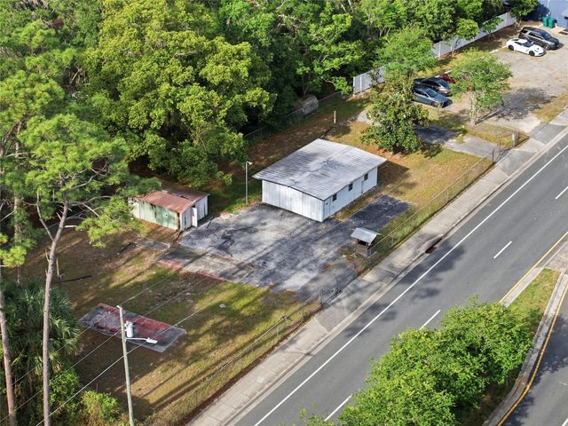 320 HIGHWAY 466, Lady Lake, FL 32159