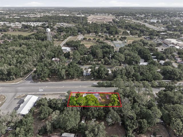 320 HIGHWAY 466, Lady Lake, FL 32159
