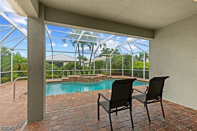 2617 Brightside CT, Cape Coral, FL 33991