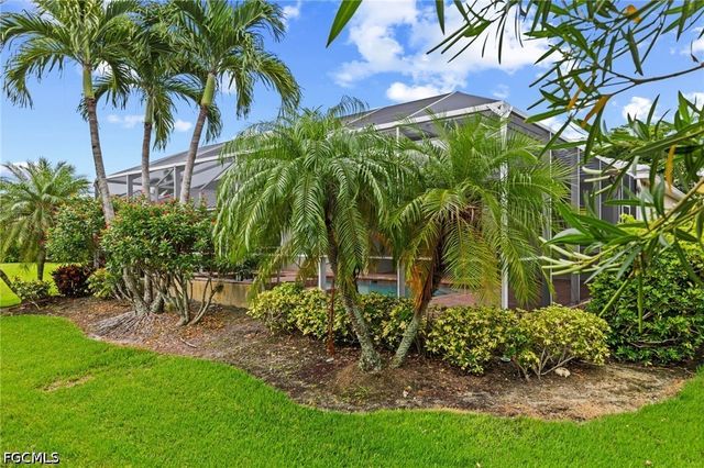 2617 Brightside CT, Cape Coral, FL 33991