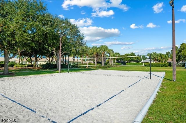 2617 Brightside CT, Cape Coral, FL 33991