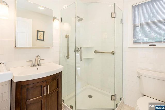 26 Crestview Hill Road, Livingston, NJ 07039