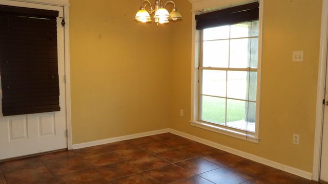 308 Barkley, Iowa, LA 70647