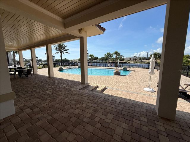 1 MENORCA WAY, Palm Coast, FL 32137