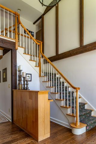 5 Willow Run Road, Greenwich, CT 06831