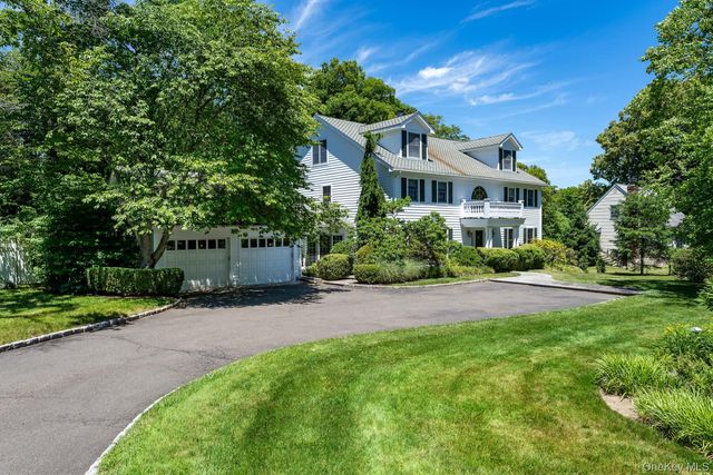 5 Willow Run Road, Greenwich, CT 06831