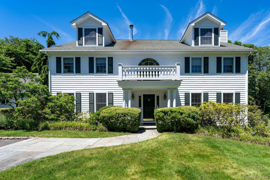 5 Willow Run Road, Greenwich, CT 06831