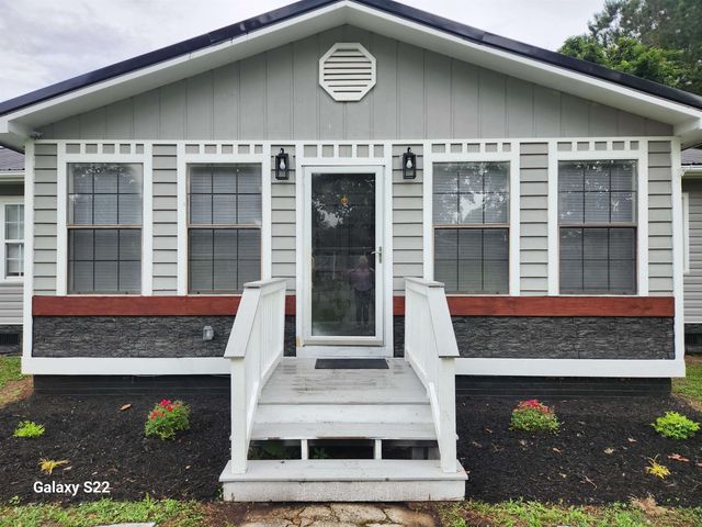 4320 Rose St., Loris, SC 29569