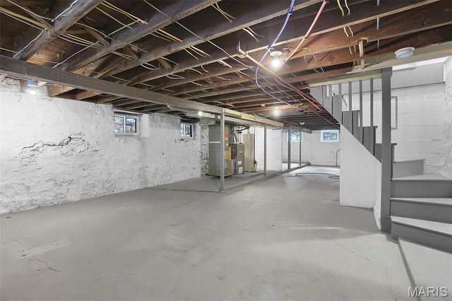 5637 Reber Place, St Louis, MO 63139
